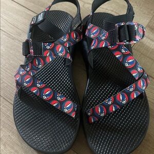 Grateful Dead Woman’s Chacos